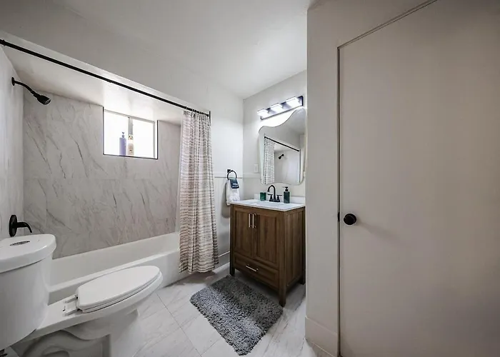 #1 Renovated Midtown Gem Quiet Budget Friendly * Phoenix