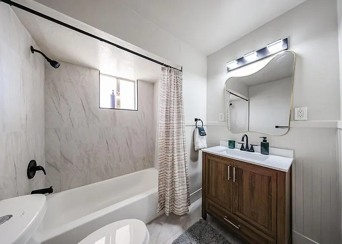 #1 Renovated Midtown Gem Quiet Budget Friendly Apartment Phoenix